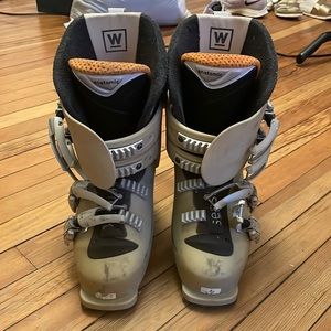 Salomon Womens Ski Boots